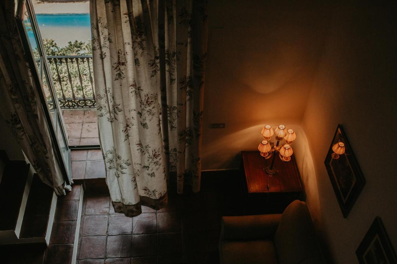 Hotel De Valdezufre Aracena